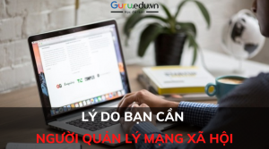 người quản lý mạng xã hội